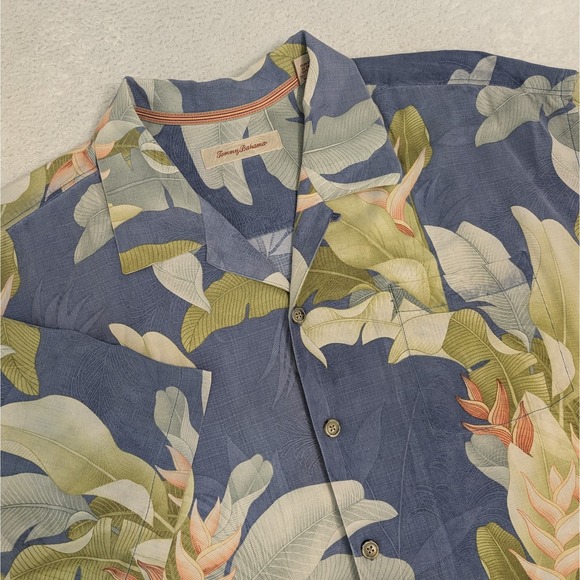 Tommy Bahama Mens Blue Floral Leaves 100% Silk Hawaiian Button Shirt Size 2XL - Picture 1 of 7